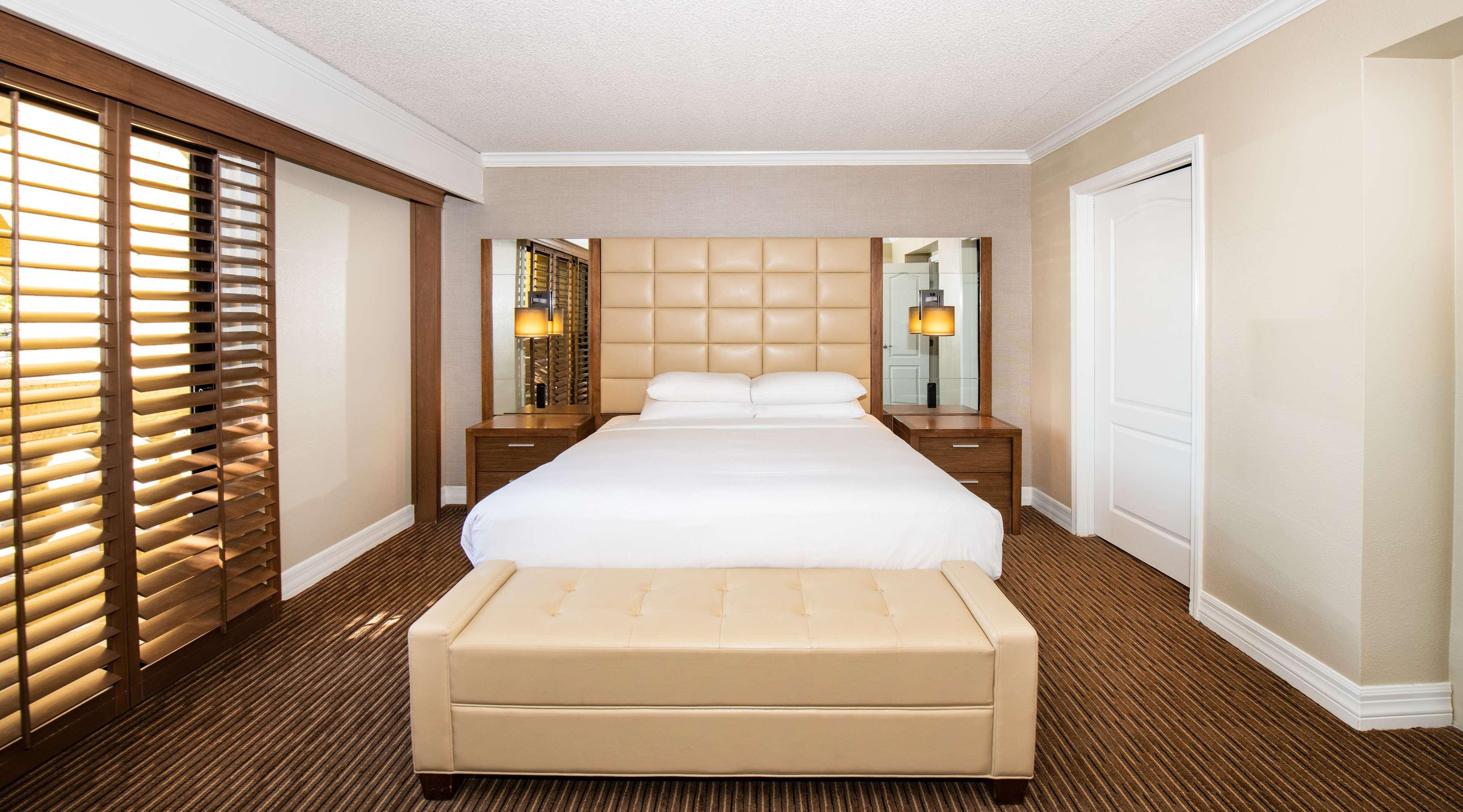Hilton Phoenix Resort At The Peak Экстерьер фото
