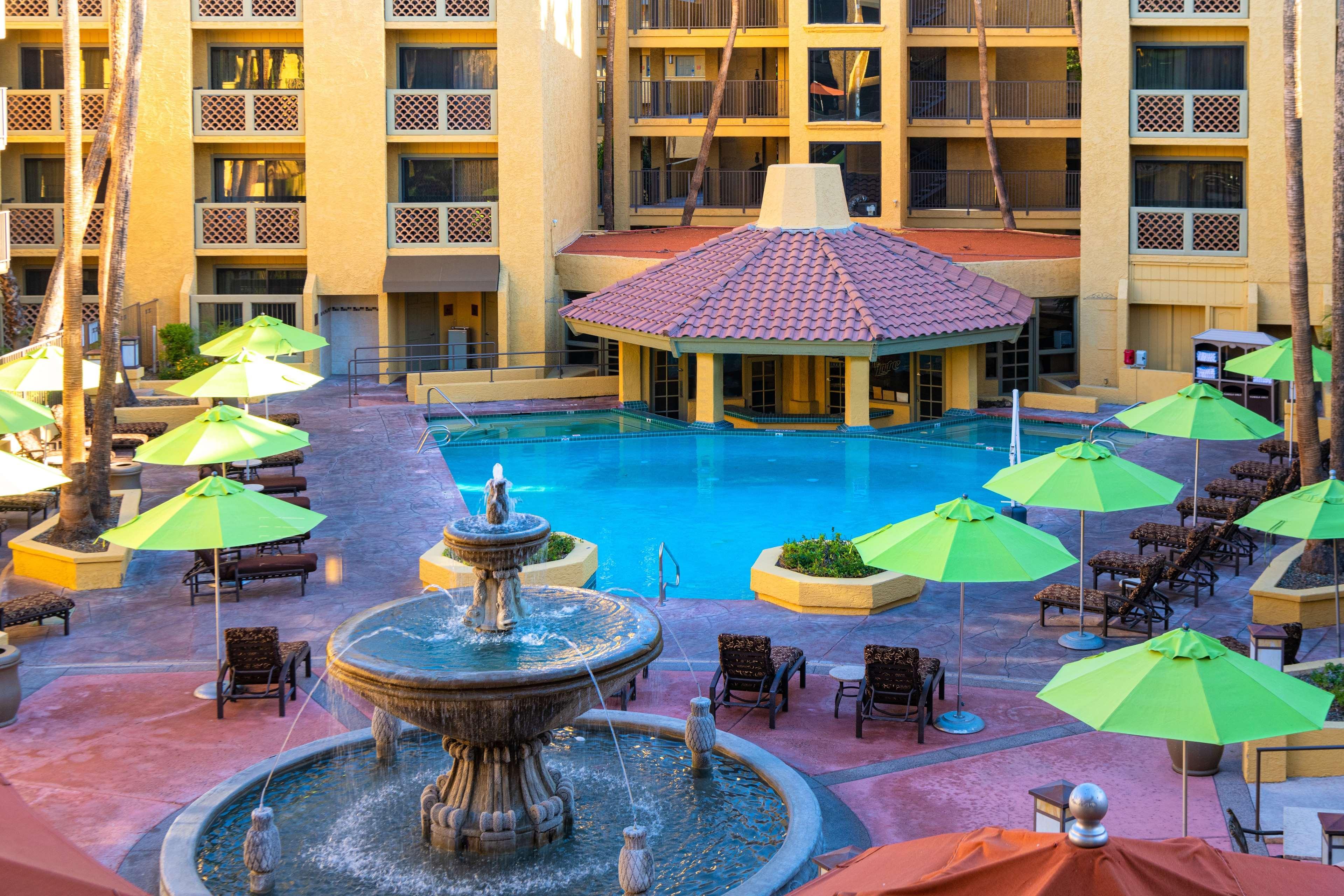 Hilton Phoenix Resort At The Peak Экстерьер фото